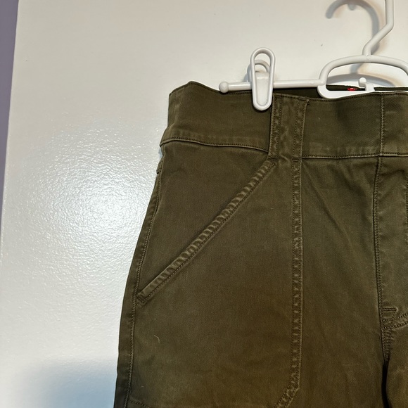 SPANX TWILL ANKLE CARGO PANT - Picture 1 of 5